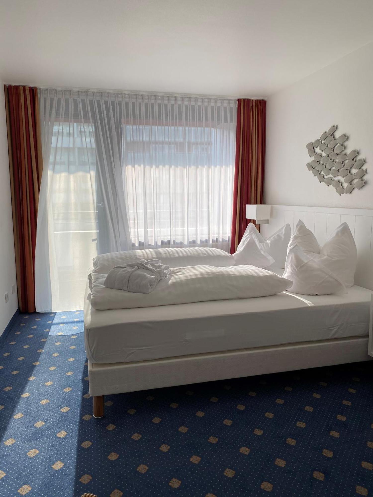 Hotel Wuenschmann เวสเทอร์แลนด์ ภายนอก รูปภาพ