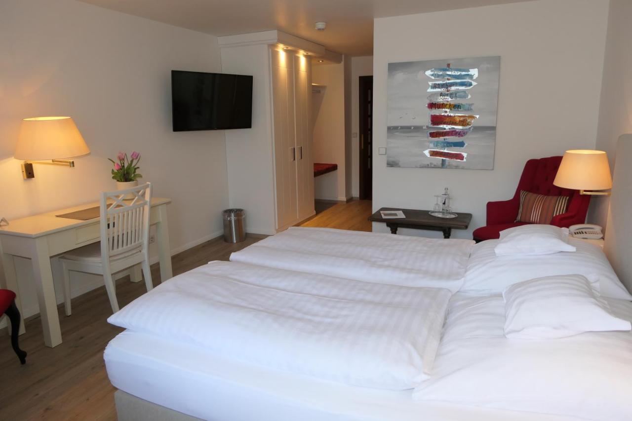 Hotel Wuenschmann เวสเทอร์แลนด์ ภายนอก รูปภาพ