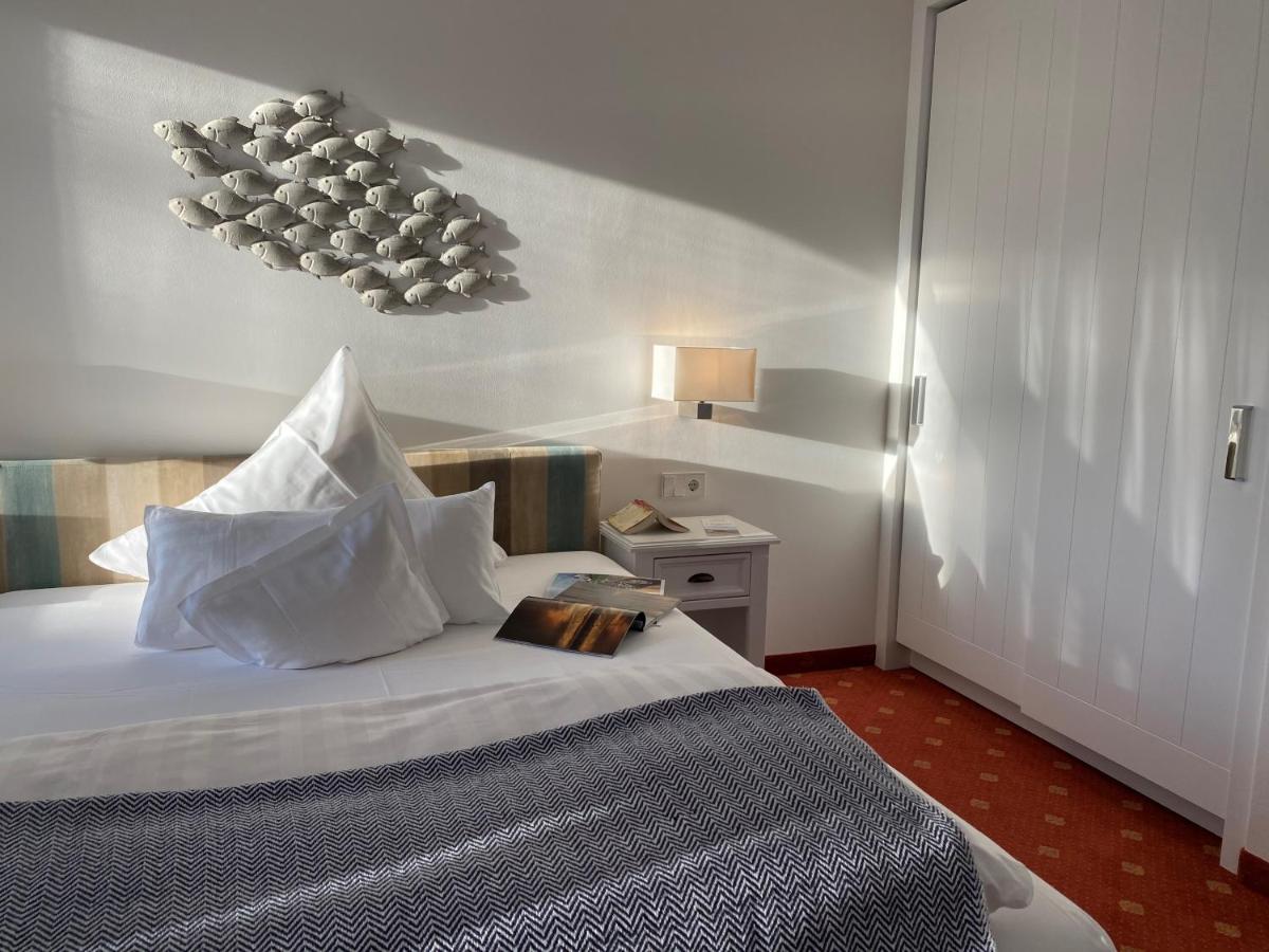 Hotel Wuenschmann เวสเทอร์แลนด์ ภายนอก รูปภาพ